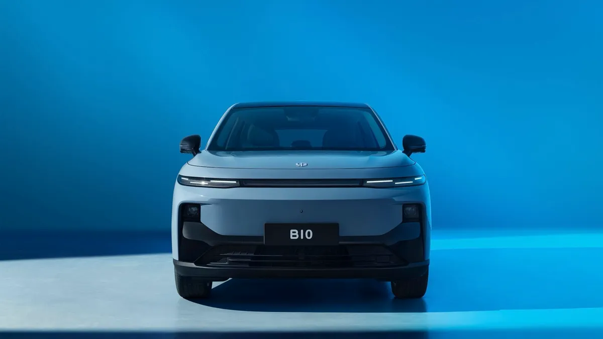 Leapmotor B10